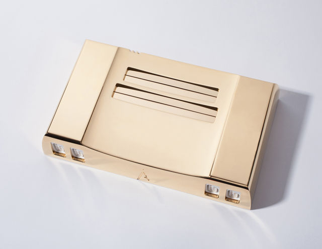  24K 鍍金版紅白機相容機「Analogue Nt 24k gold」開放預訂 ！
