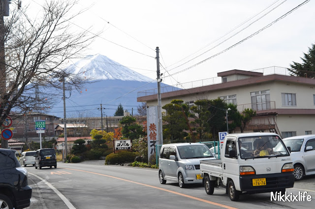 【日本。河口湖】河口湖郵政局・寄張富士山名信片跟朋友分享你的喜悅！