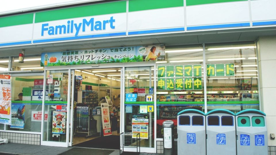 日本網民自製超具科幻電影感Family Mart主題曲！