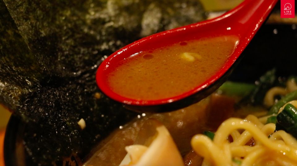  3HK漫遊數據儲值咭特約《胃食日本》：拉麵食評家都激讚！  濃厚豬骨橫濱家系拉麵！