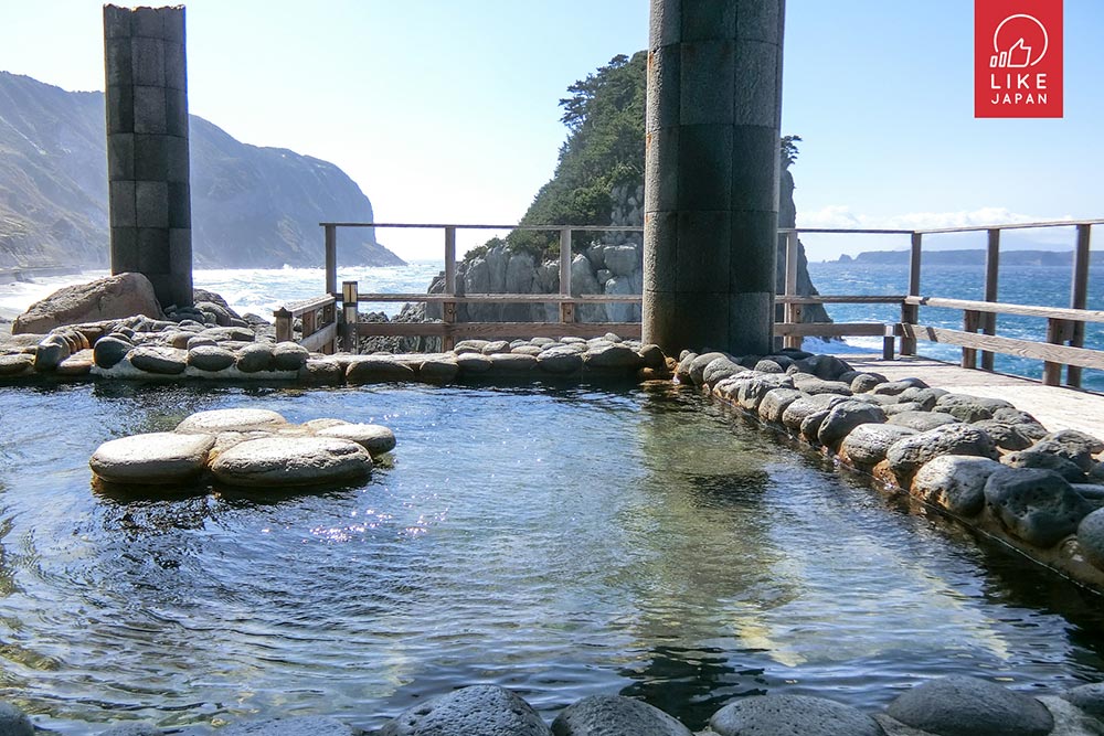 [探索東京的另一面] 水清沙幼「新島」水上活動+露營燒烤
