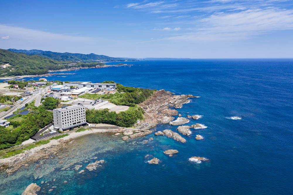 和歌山充電之旅！入住海上溫泉旅館、漫步日本第一梅林、品嚐現劏吞拿魚