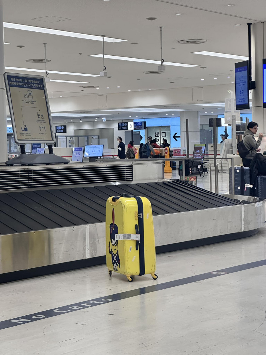 日本旅行機場中招事件：香港網友被人拿走行李箱 原因是款色一樣！